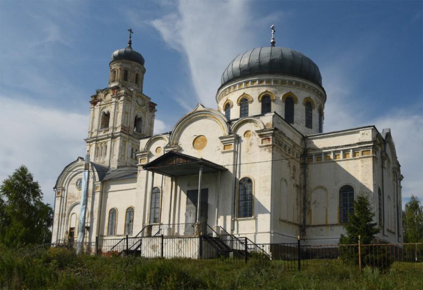 Церковь Михаила Архангела в Гусево (Кладбищах)