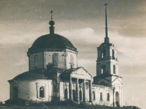 Храм во имя Великомученика Димитрия Солунского в Толбе